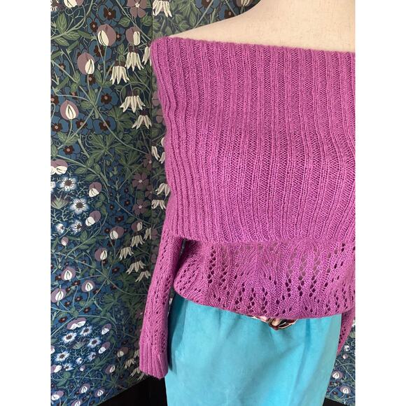 Vintage off the shoulder sweater in pink, size M/L - Picture 3 of 5